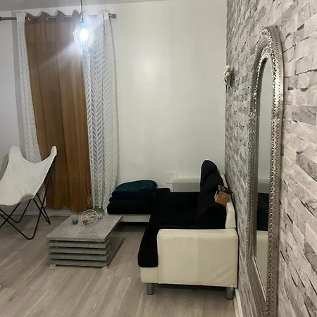 Super Appart Appartamento Clichy